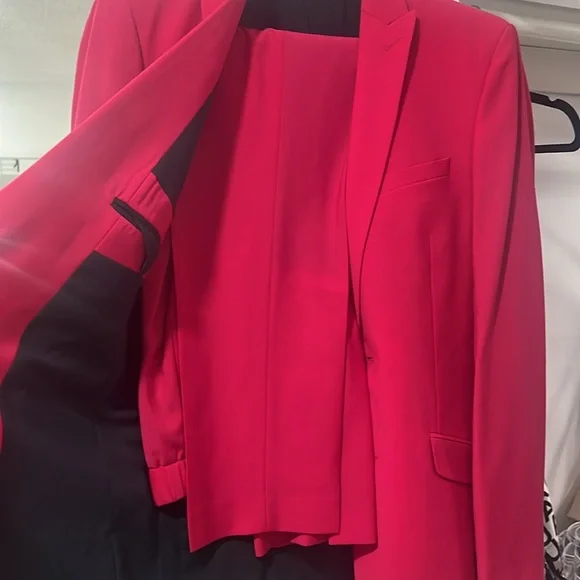 Express suit
